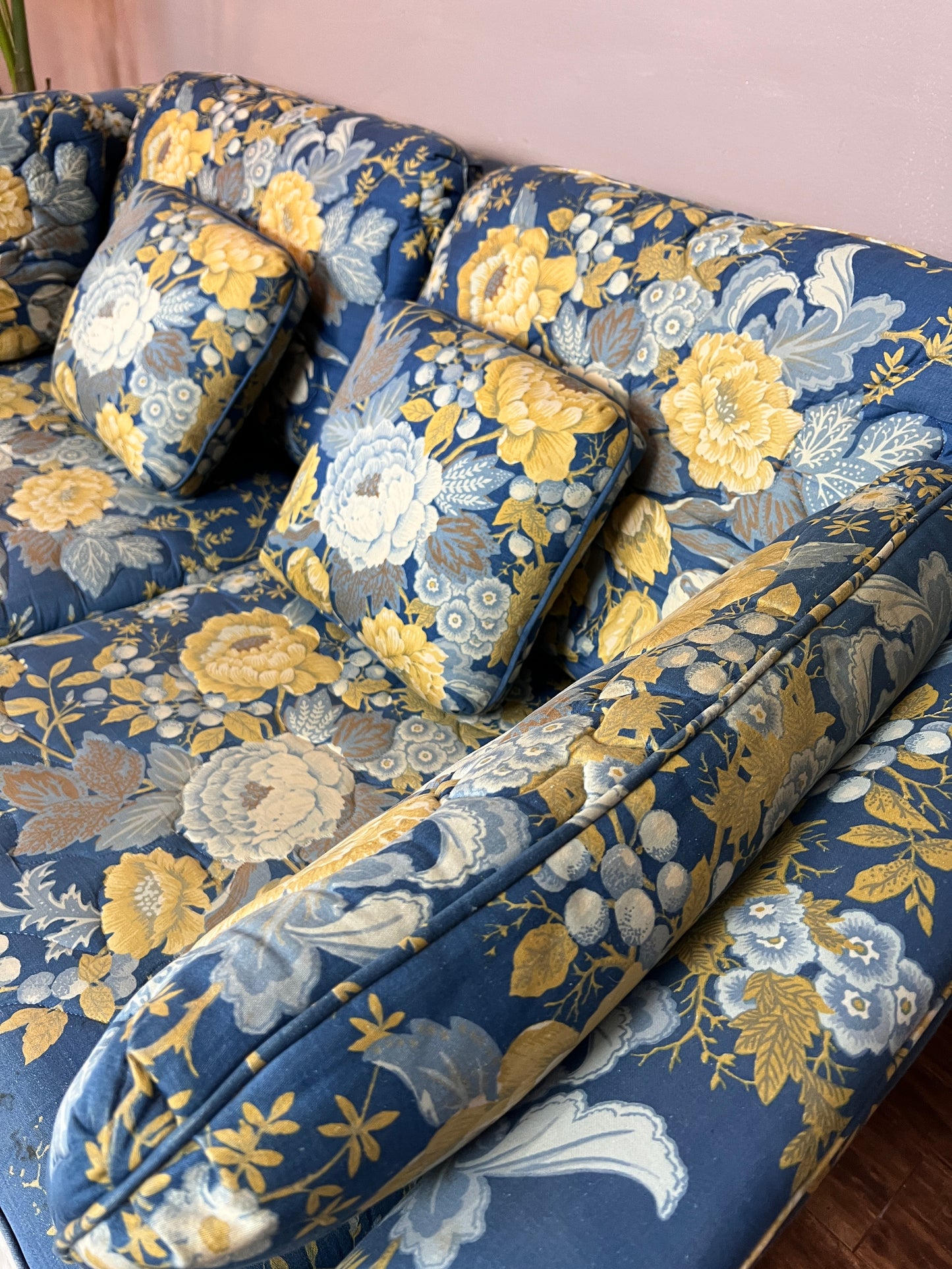 The Delicious Garden Loveseat