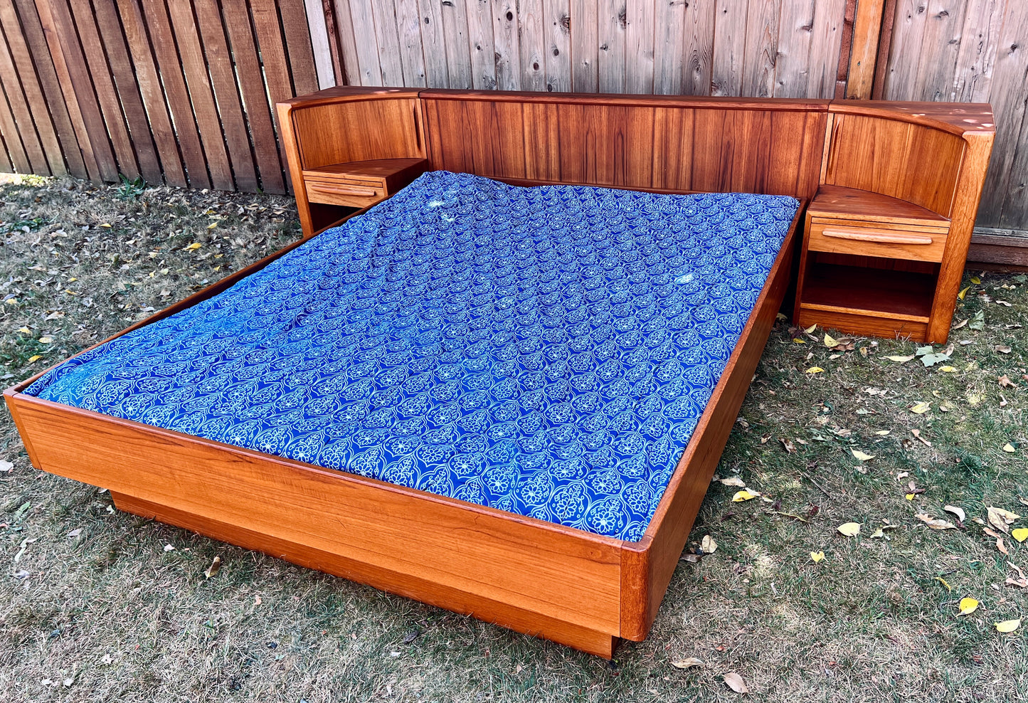 The Samo Teak Bed-frame