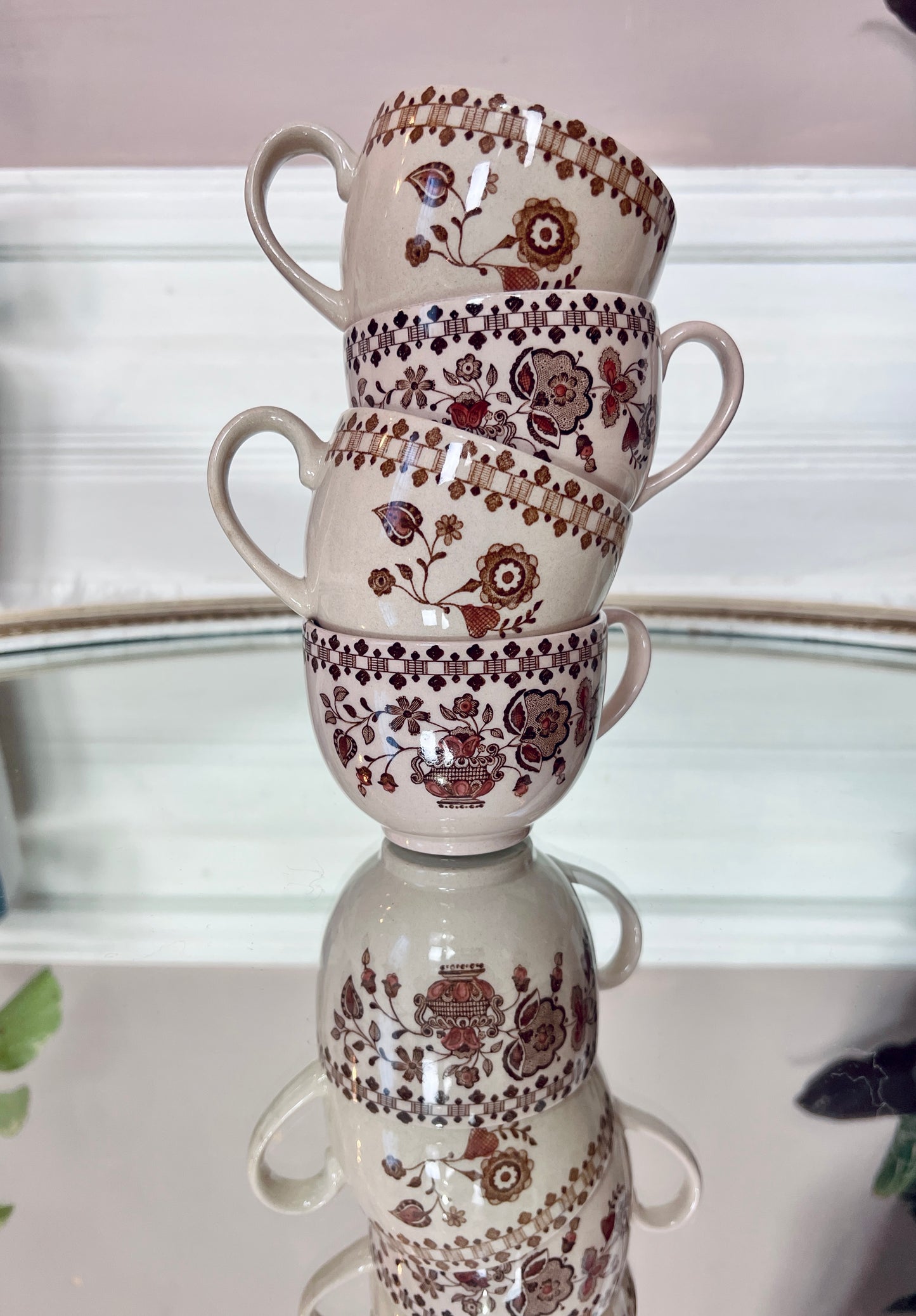 The Jamestown Tableware Set