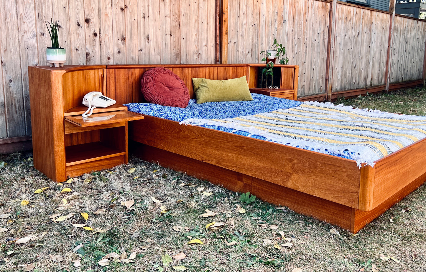 The Samo Teak Bed-frame