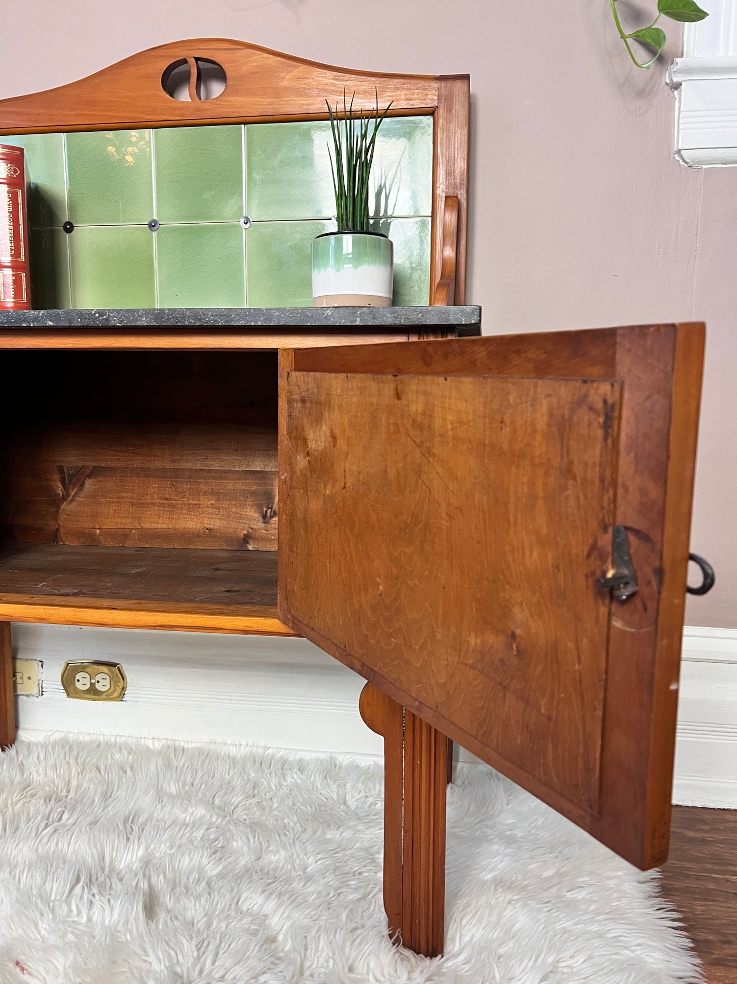 The Clay Creek Washstand