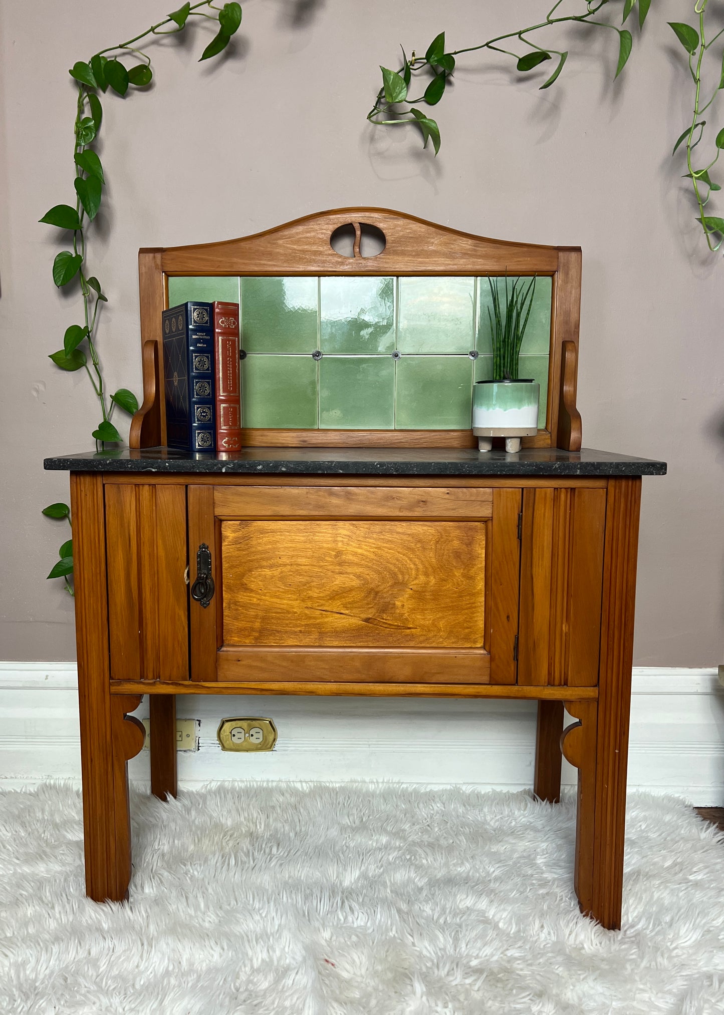The Clay Creek Washstand