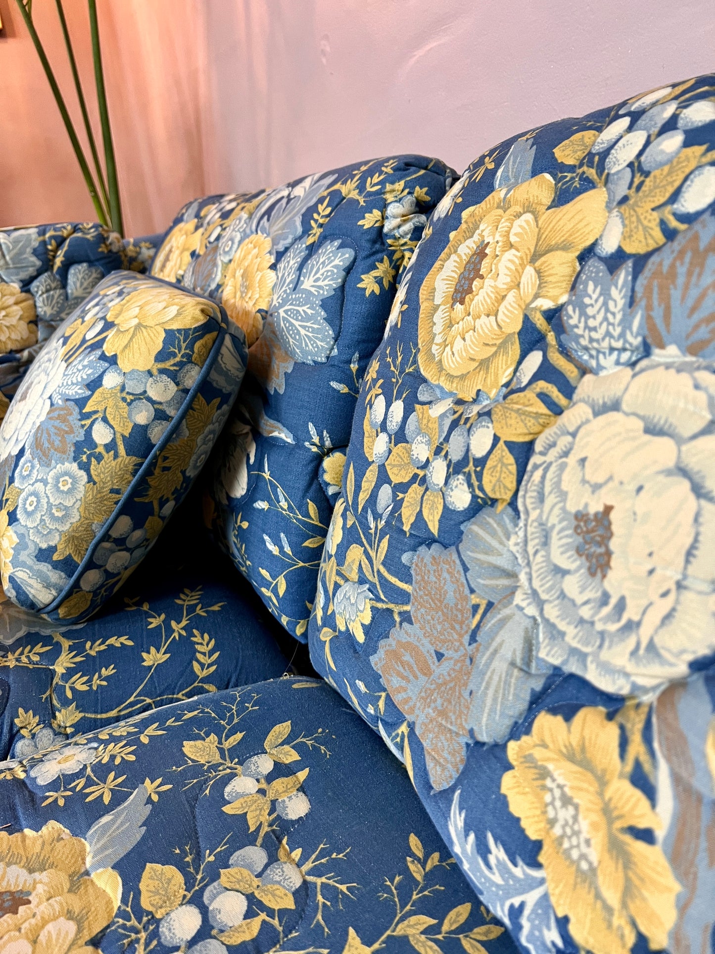 The Delicious Garden Loveseat