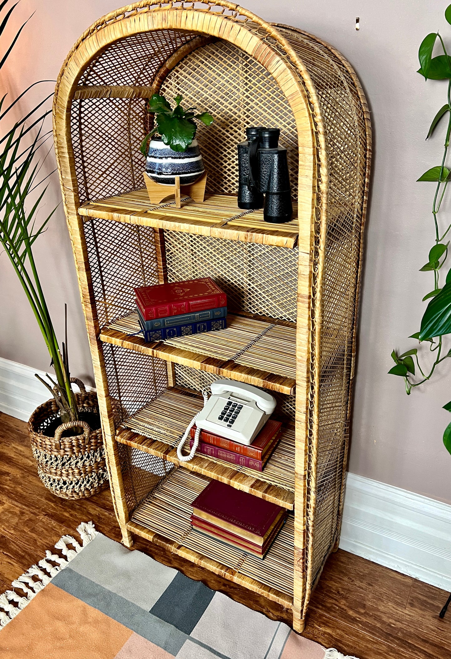 The Kerrisdale Wicker Shelf