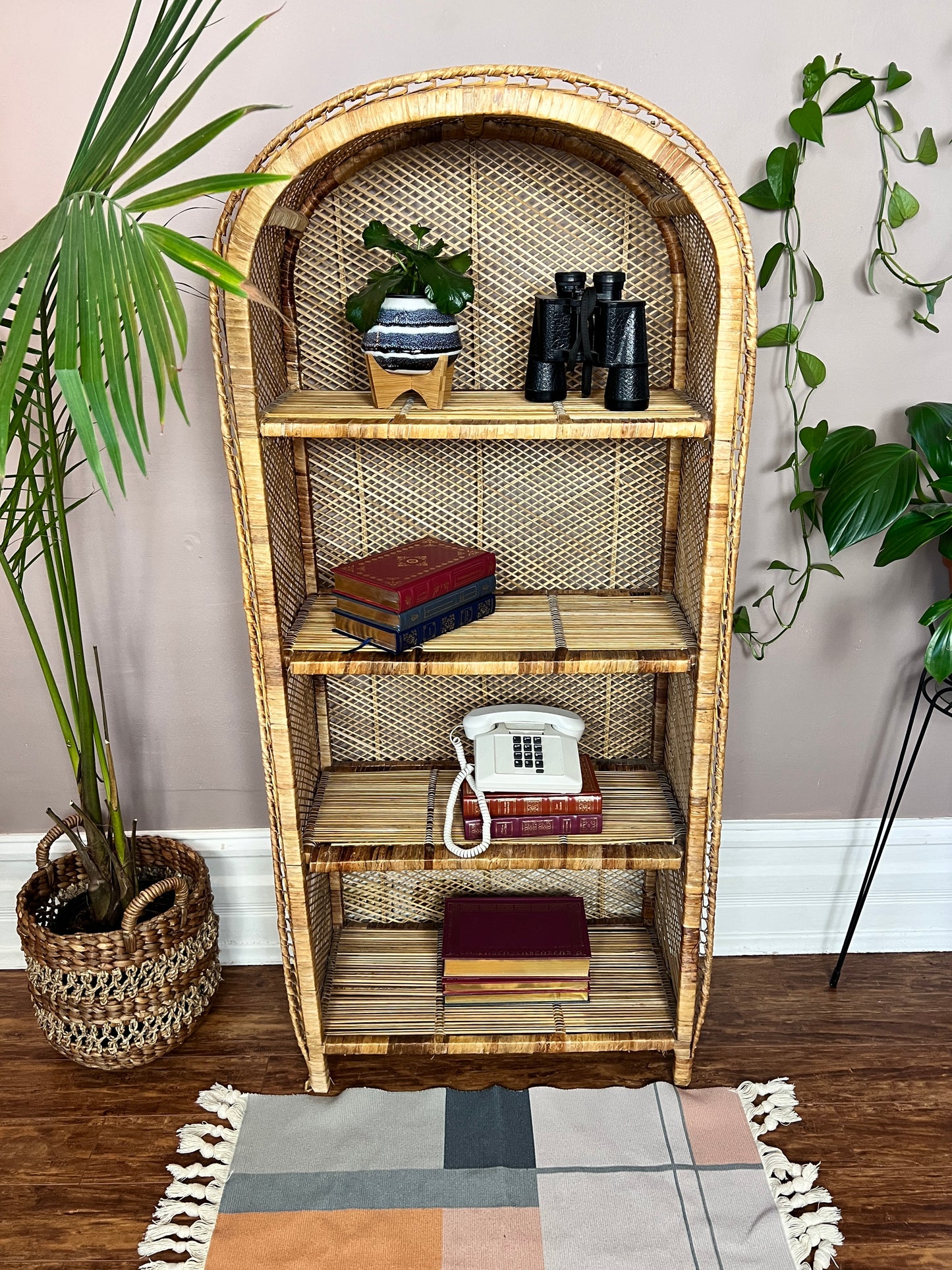 The Kerrisdale Wicker Shelf