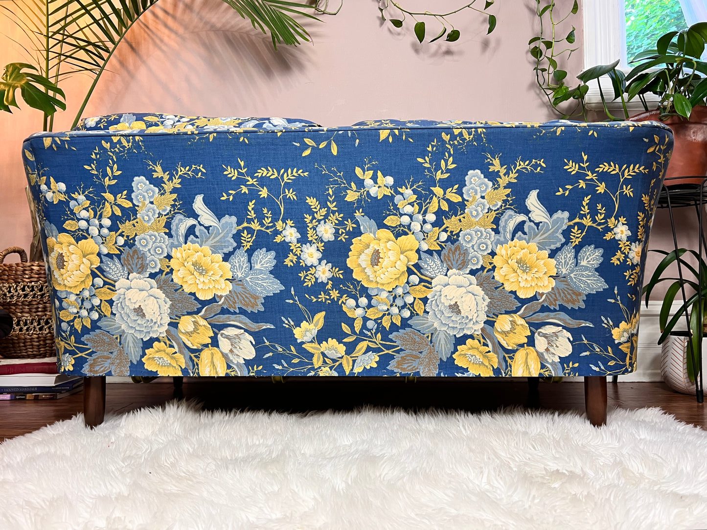 The Delicious Garden Loveseat