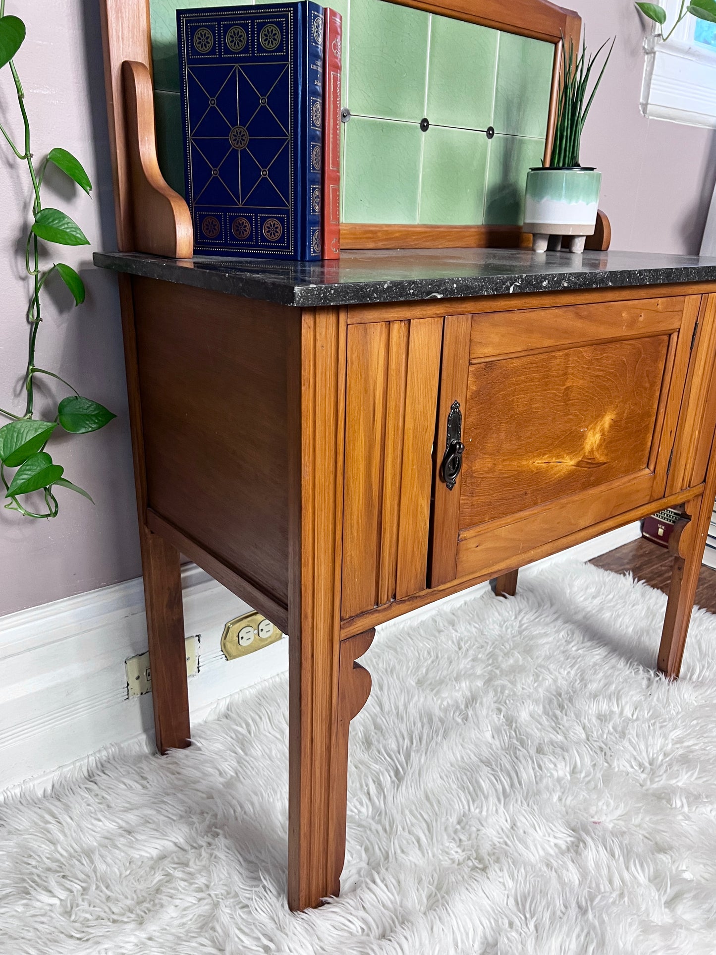 The Clay Creek Washstand