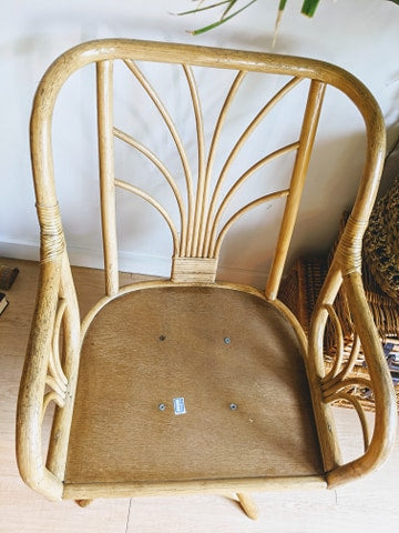 Vintage Rattan Swivel Arm Chair Lounge Retro Lime Green Cushion