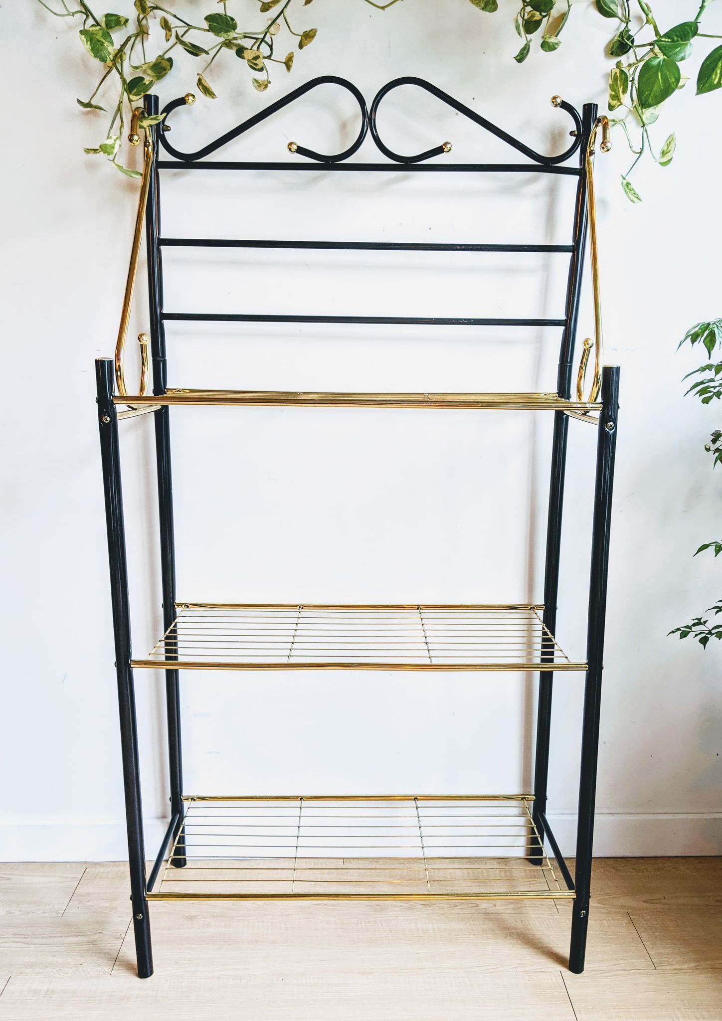 The Gatsby Shelf Metal Vintage Books Retro