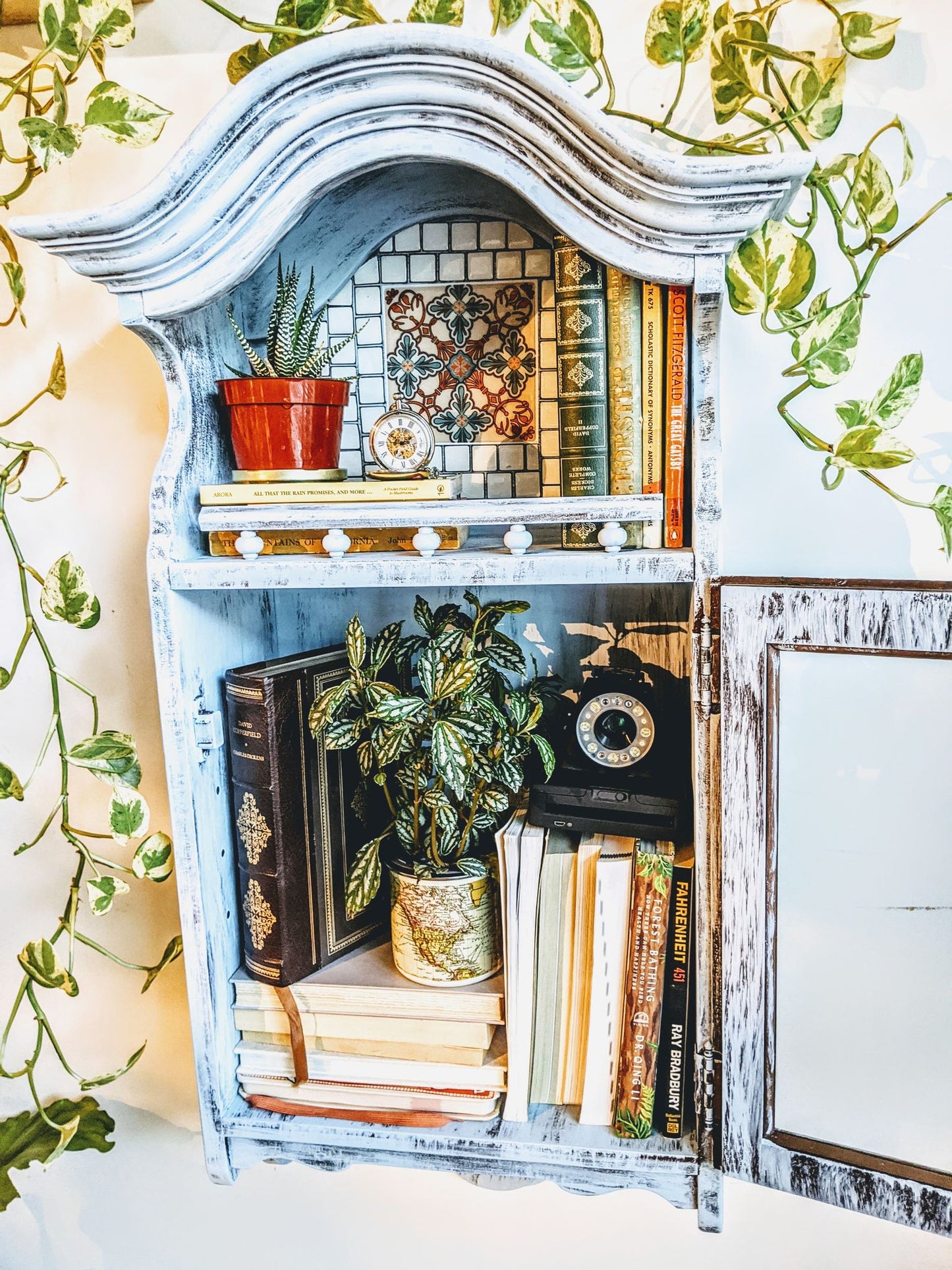 Black Forest Retro Vintage Cupboard Shelf  Edit alt text