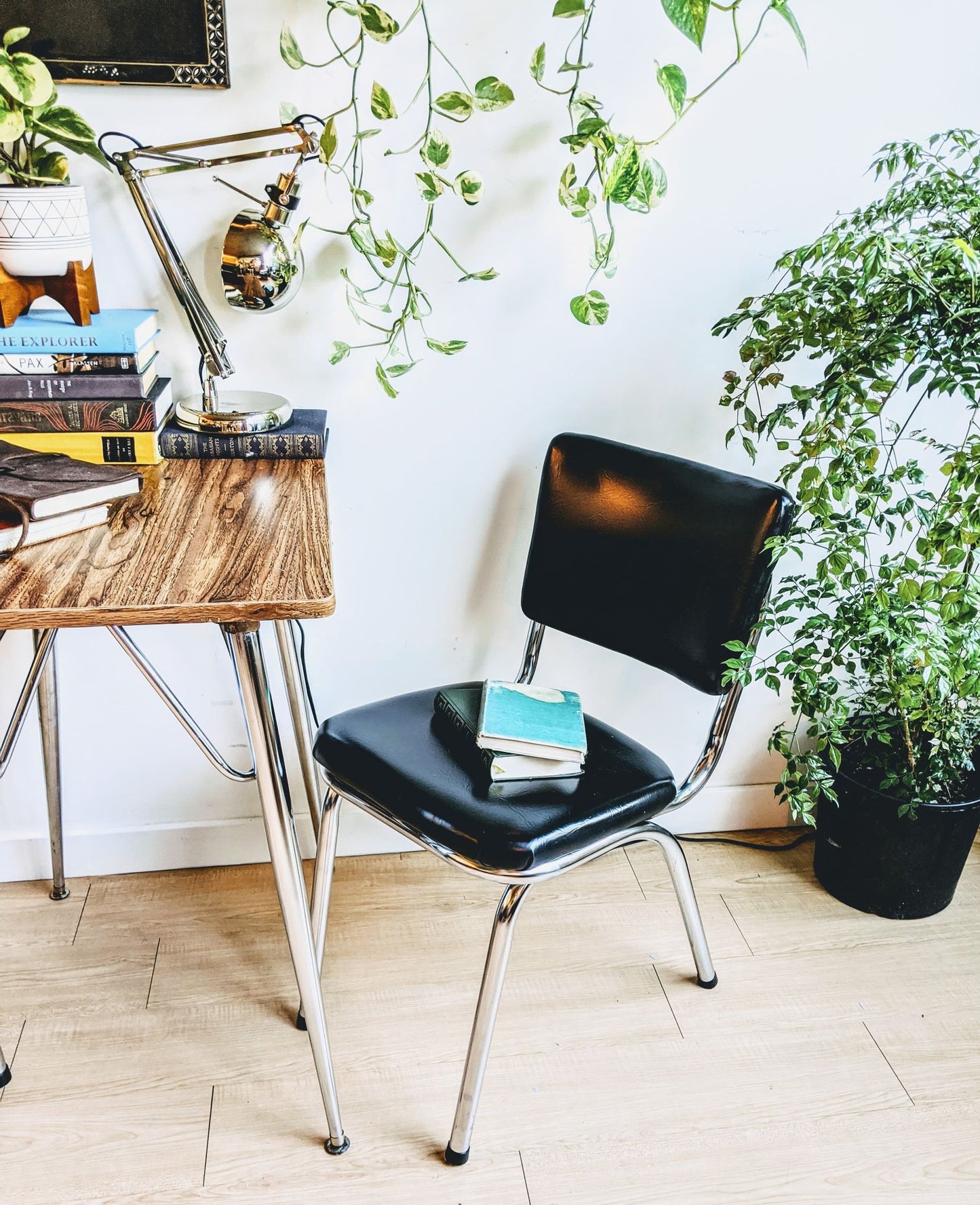 50s barbershop style chairs black leather