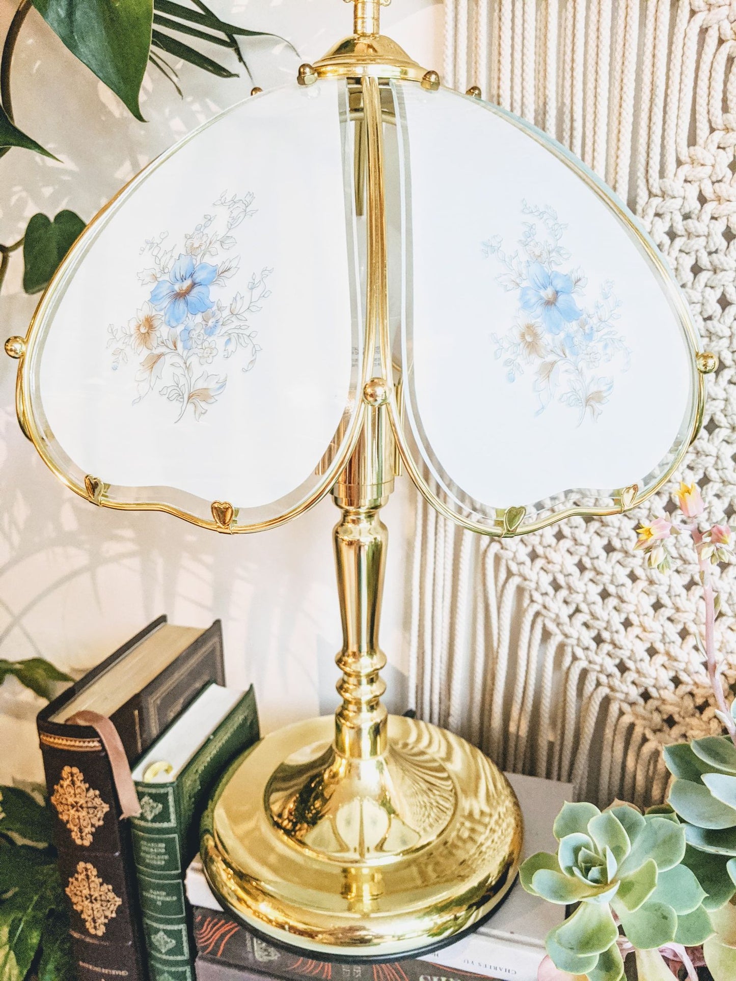 The Annabelle Lamp