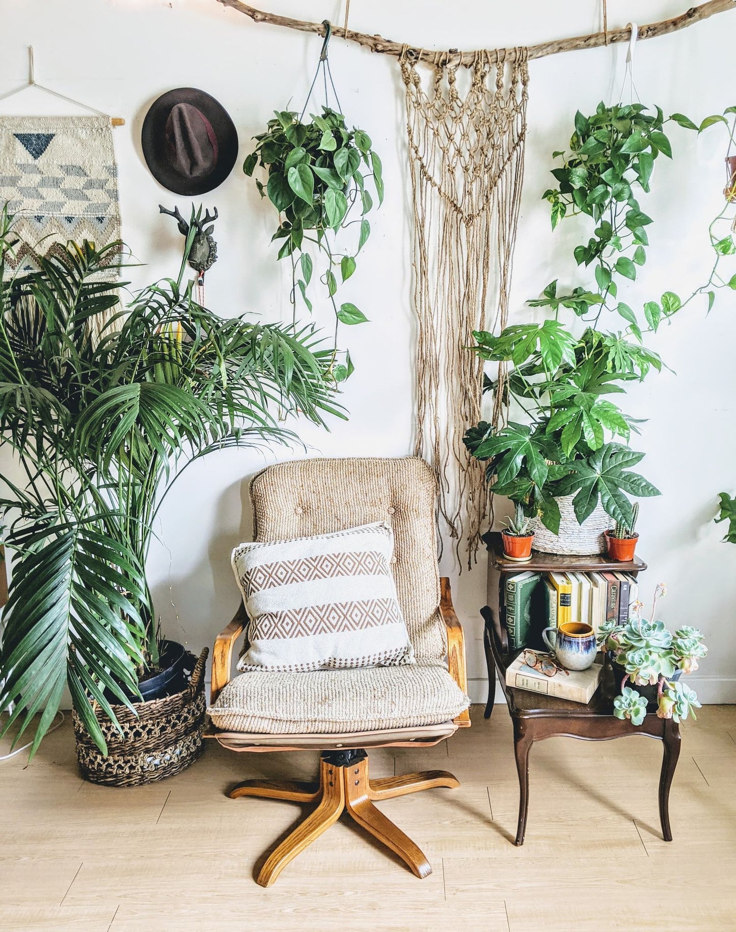 70s recliner office chair tweed funky vintage retro  Edit alt text