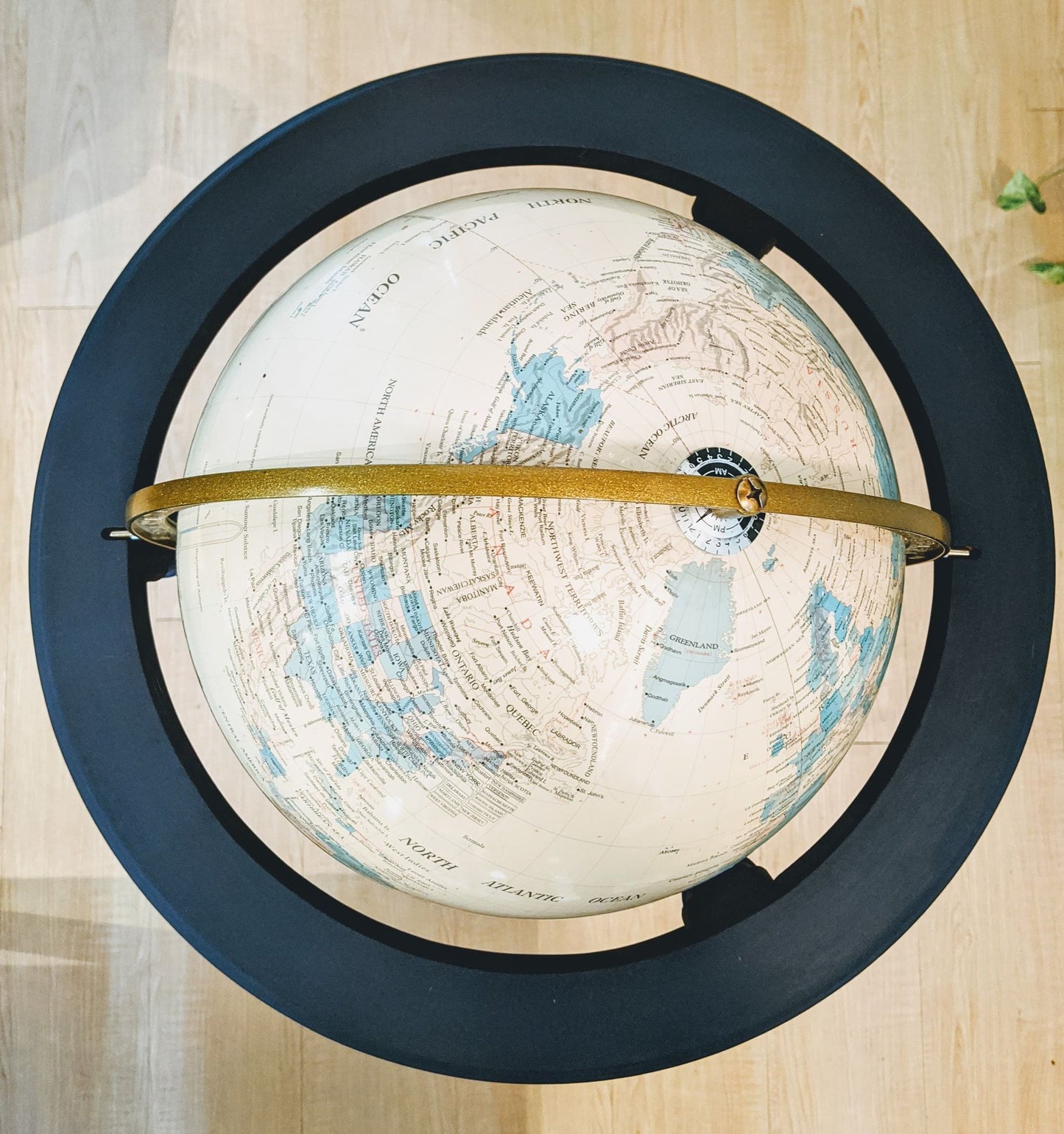 The Aristotle Globe
