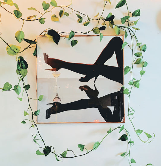 The Lovely Legs Deco