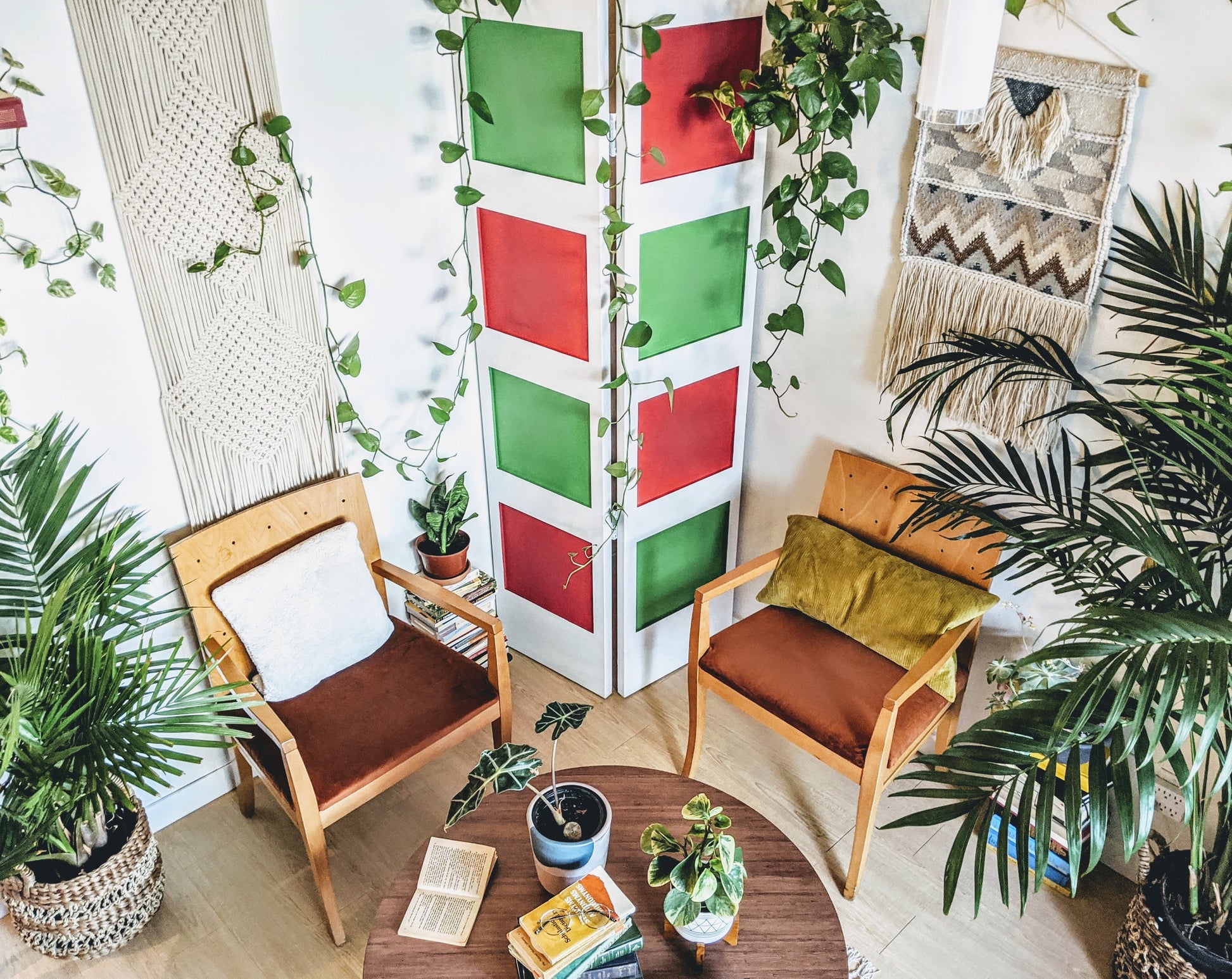 Room Divider 3D Vintage Retro 60s Green Red  Edit alt text