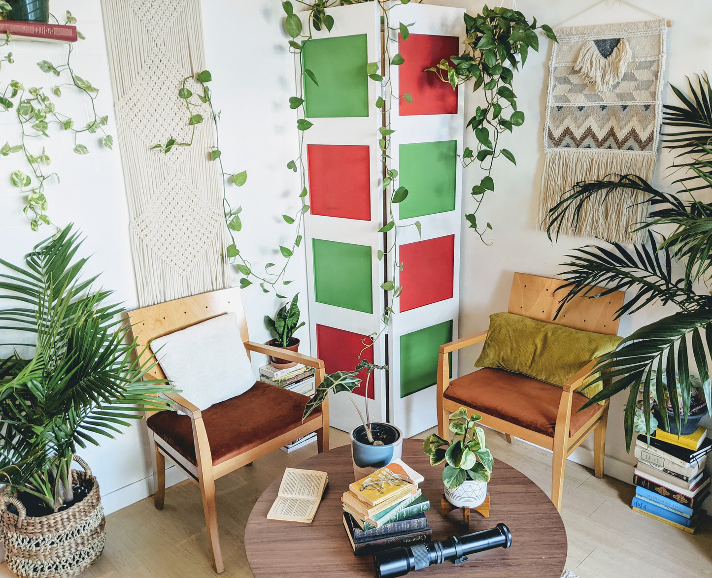 Room Divider 3D Vintage Retro 60s Green Red  Edit alt text