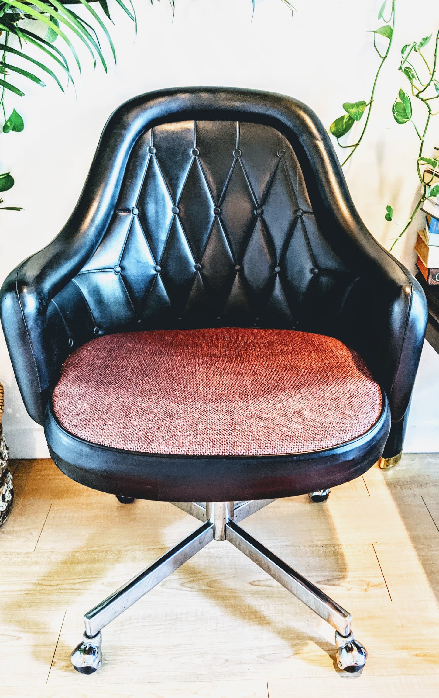 The Working 9 to 5 Chair ll