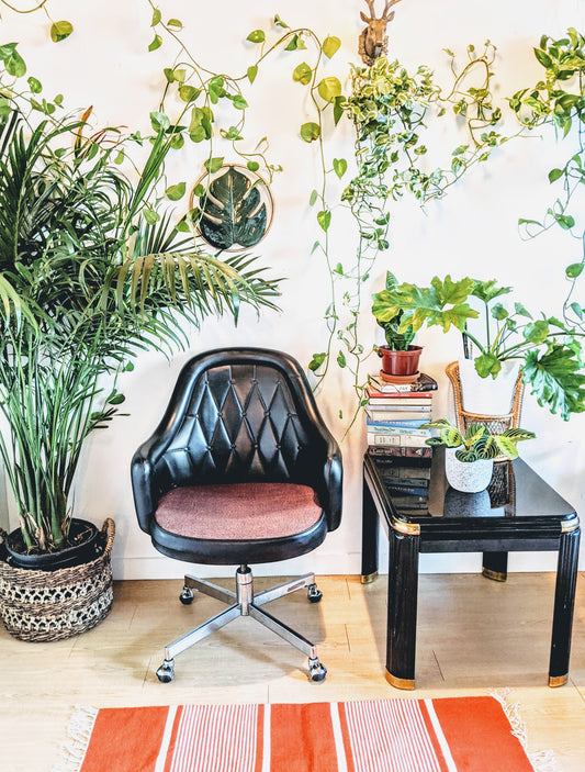 The Working 9 to 5 Chair ll