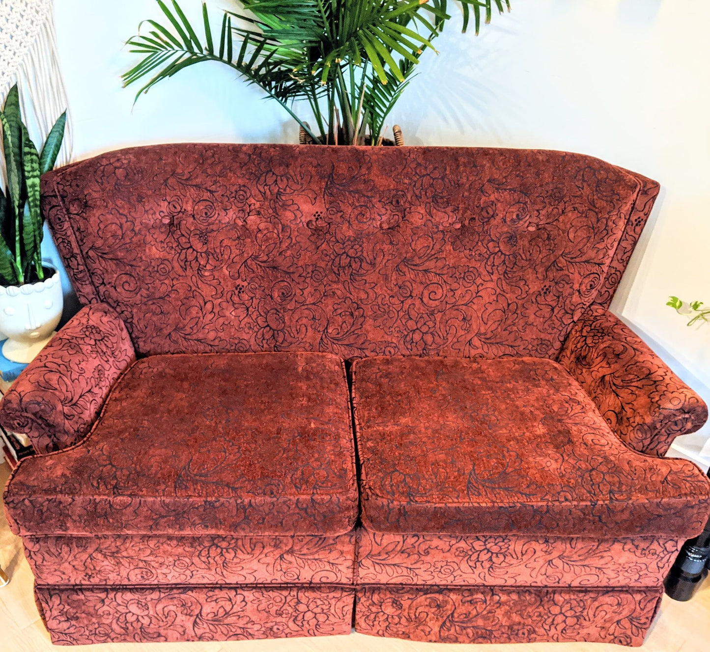 The Ludmilla Sofa