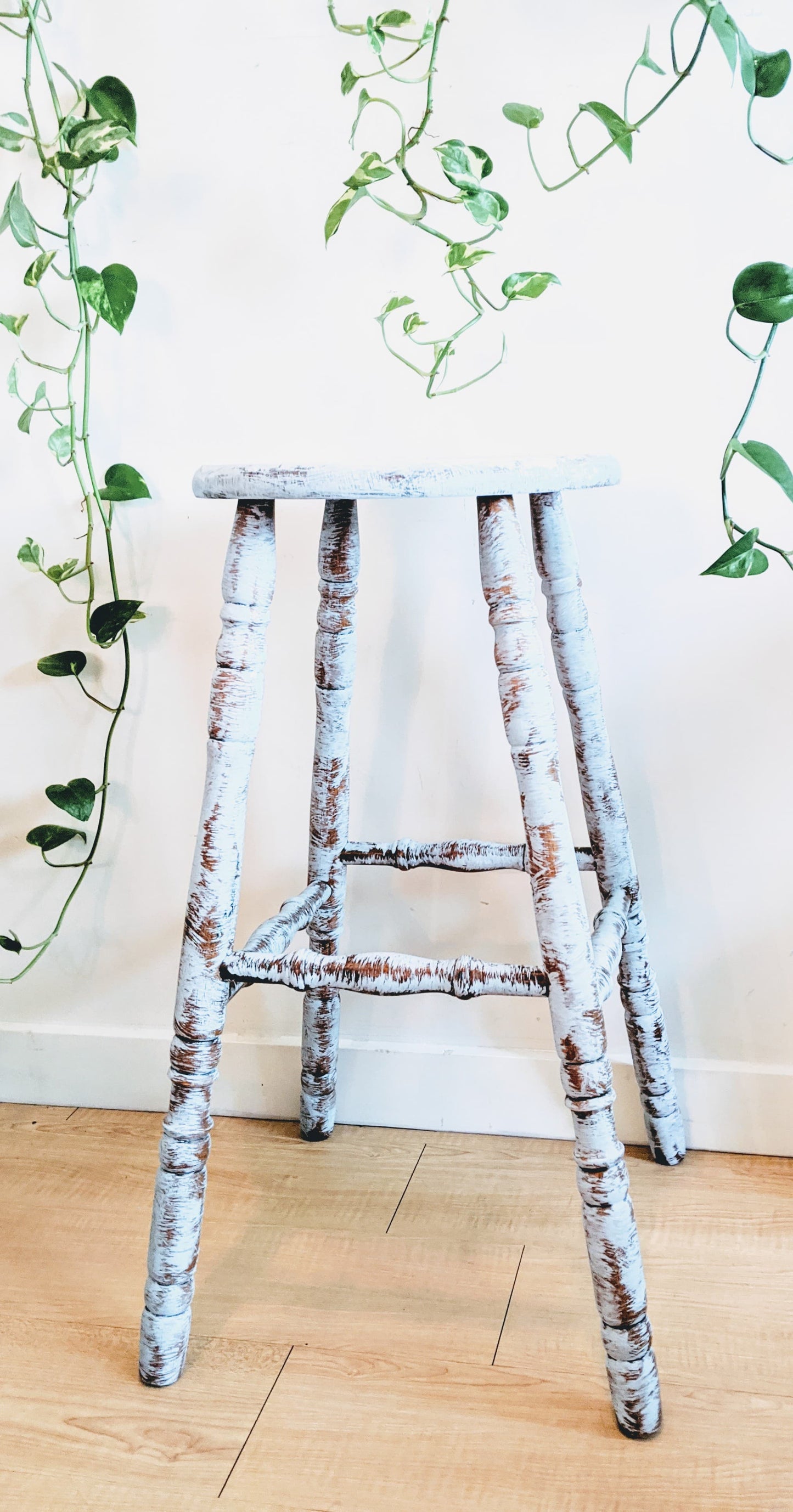 The Beach Bum Stool