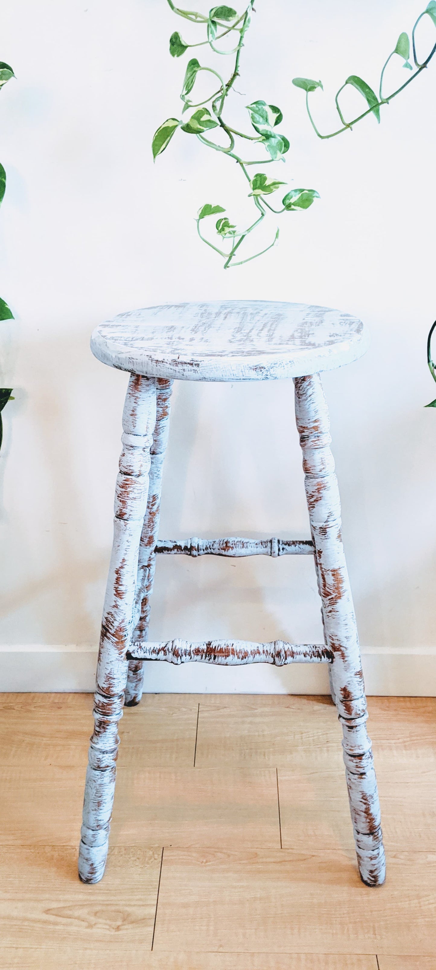 The Beach Bum Stool