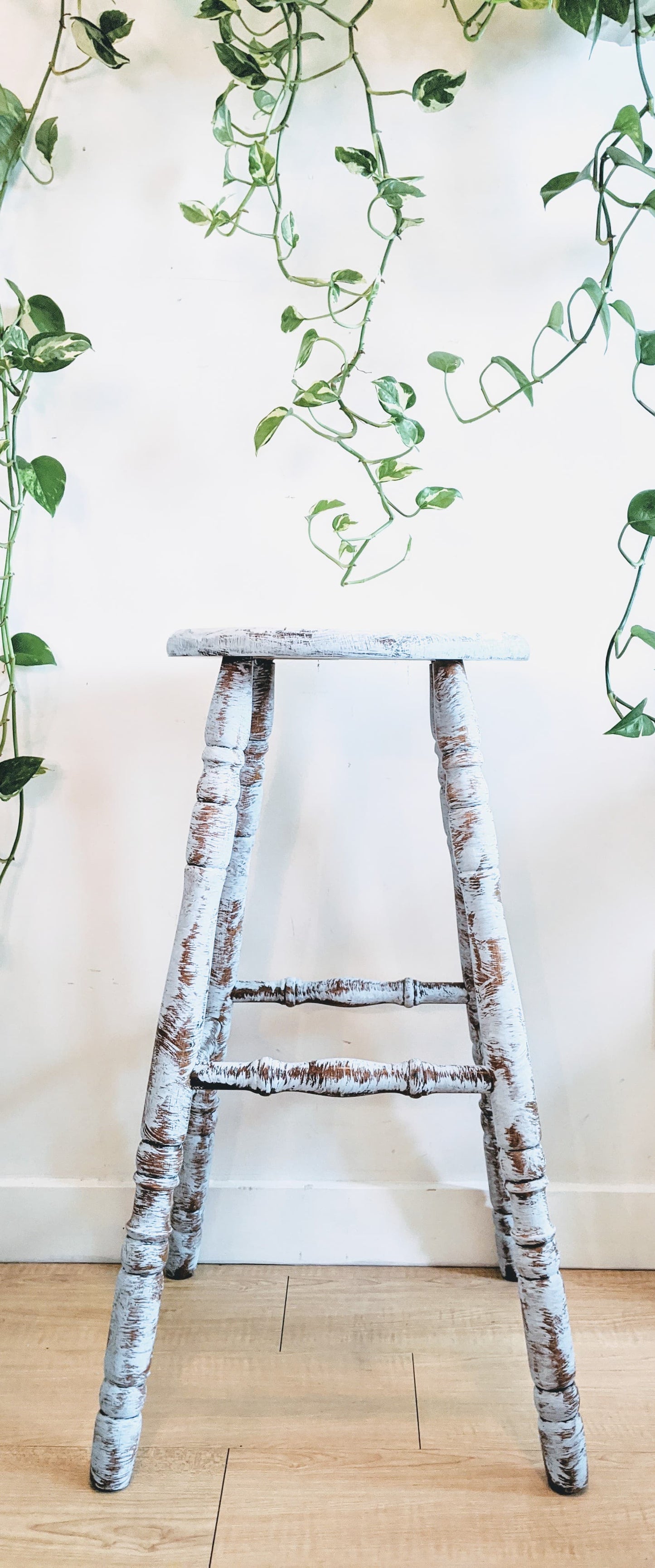 The Beach Bum Stool