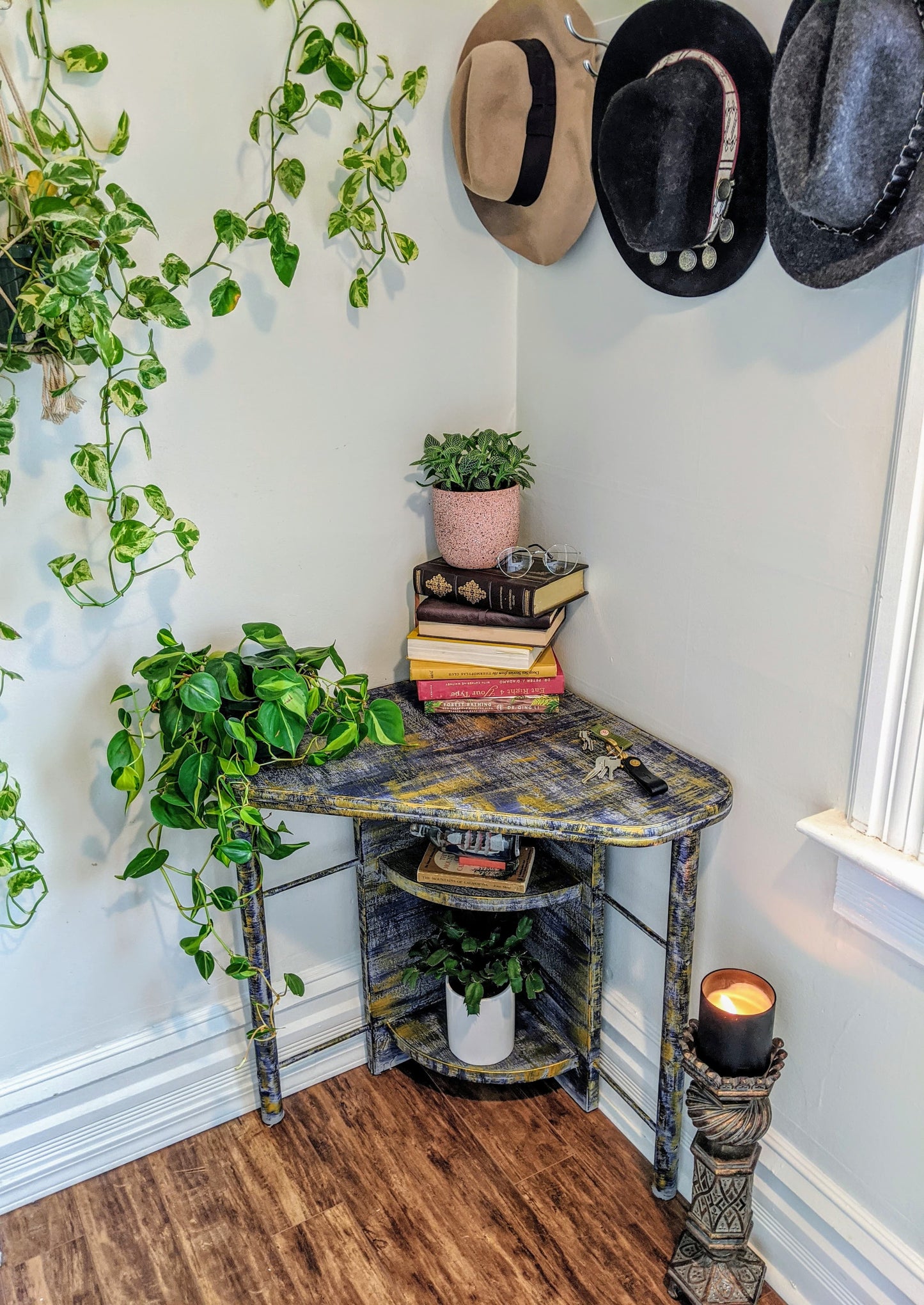 The Royal Star Corner Desk