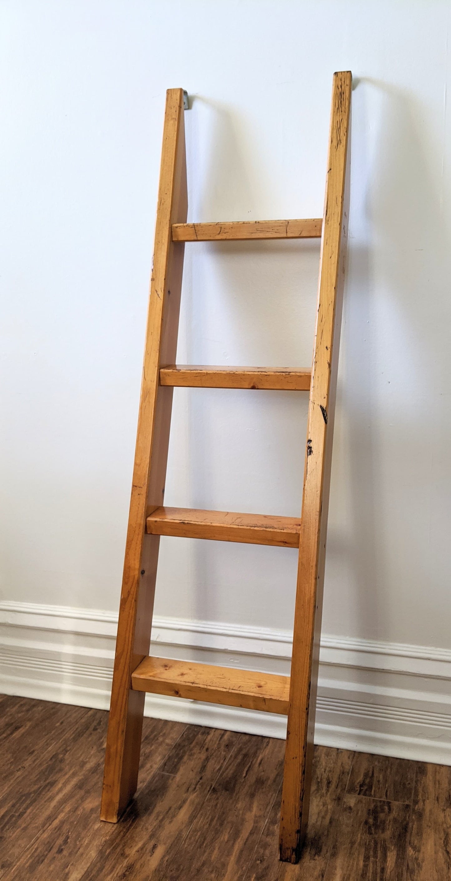 The Logan Ladder Shelf