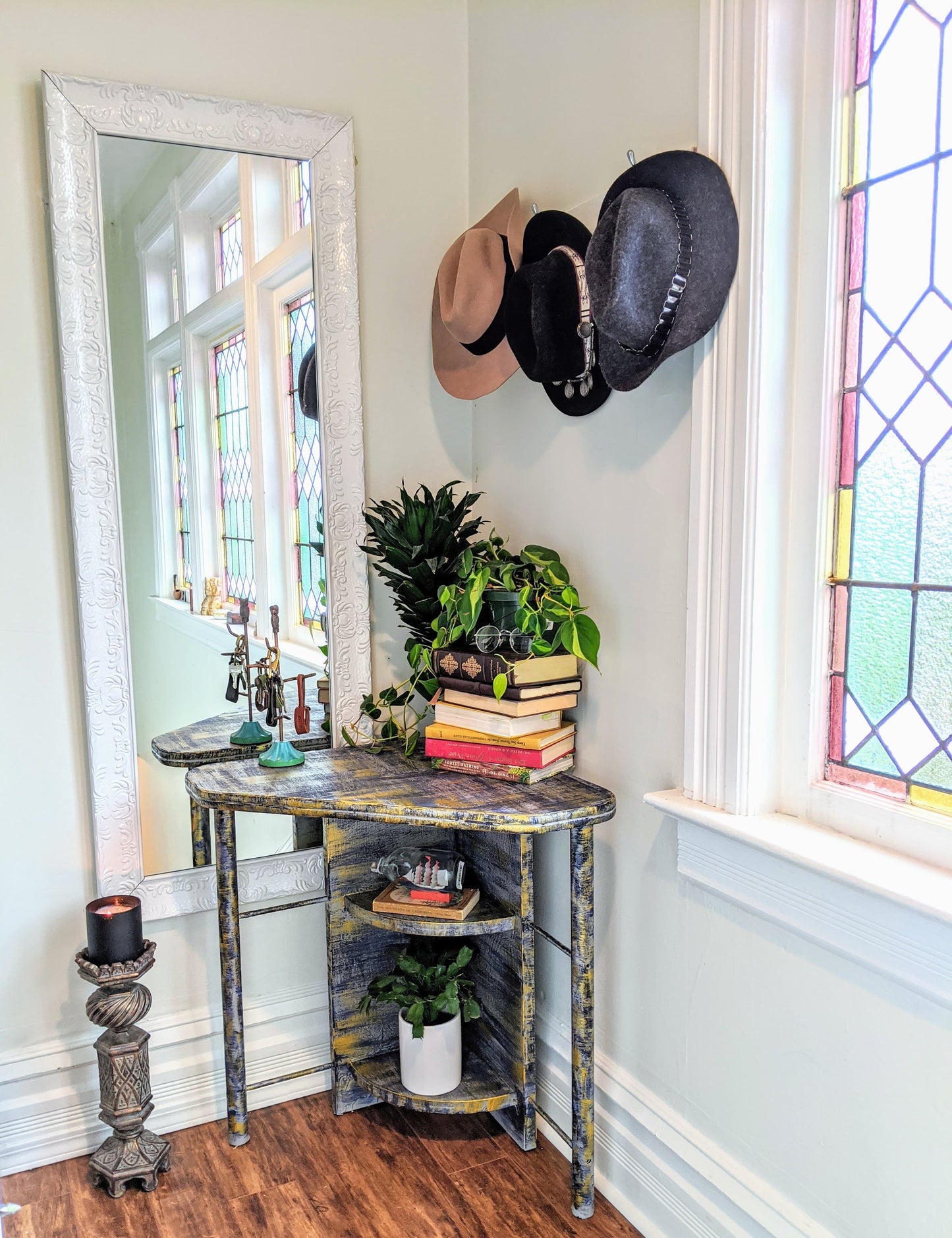 The Royal Star Corner Desk