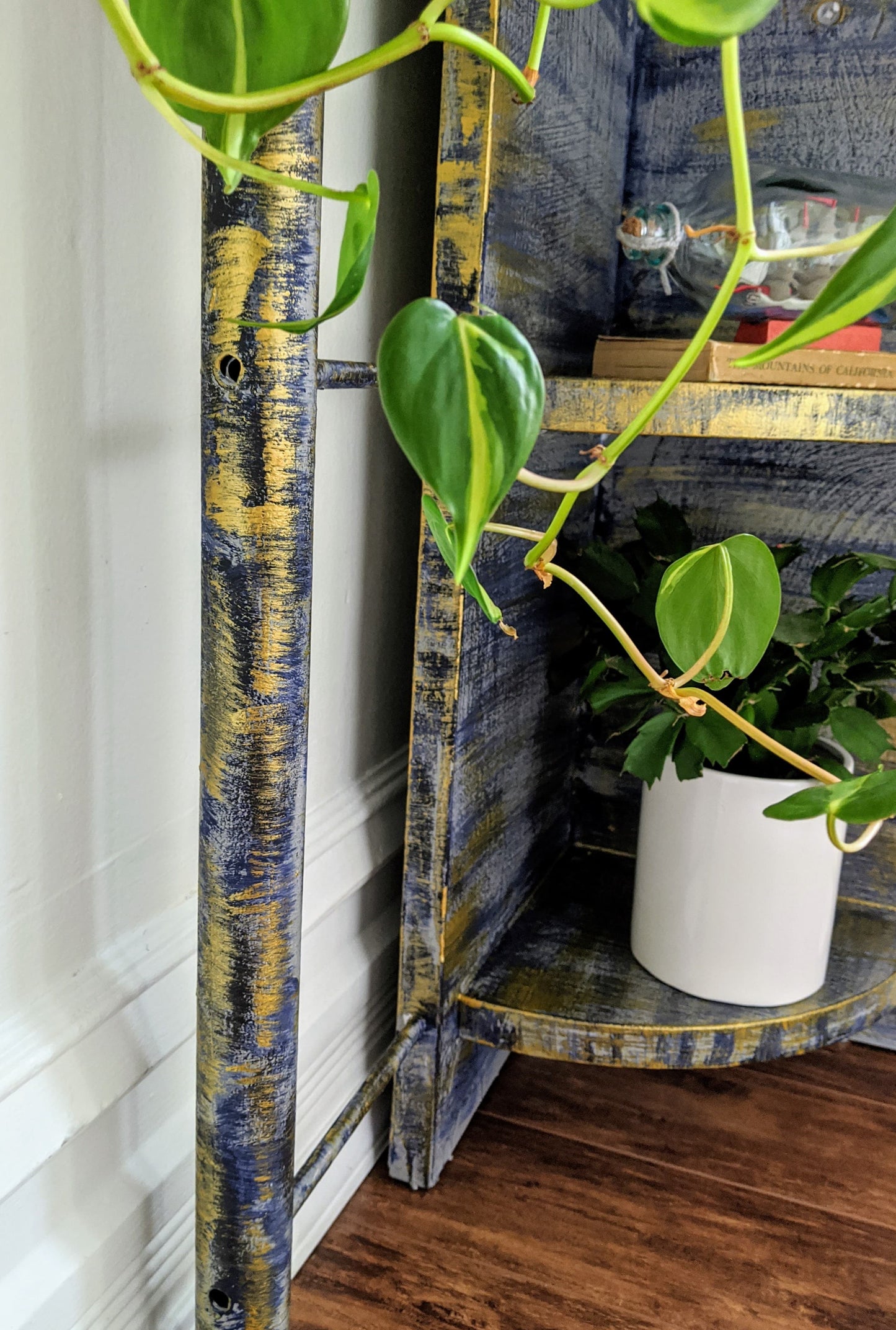 The Royal Star Corner Desk