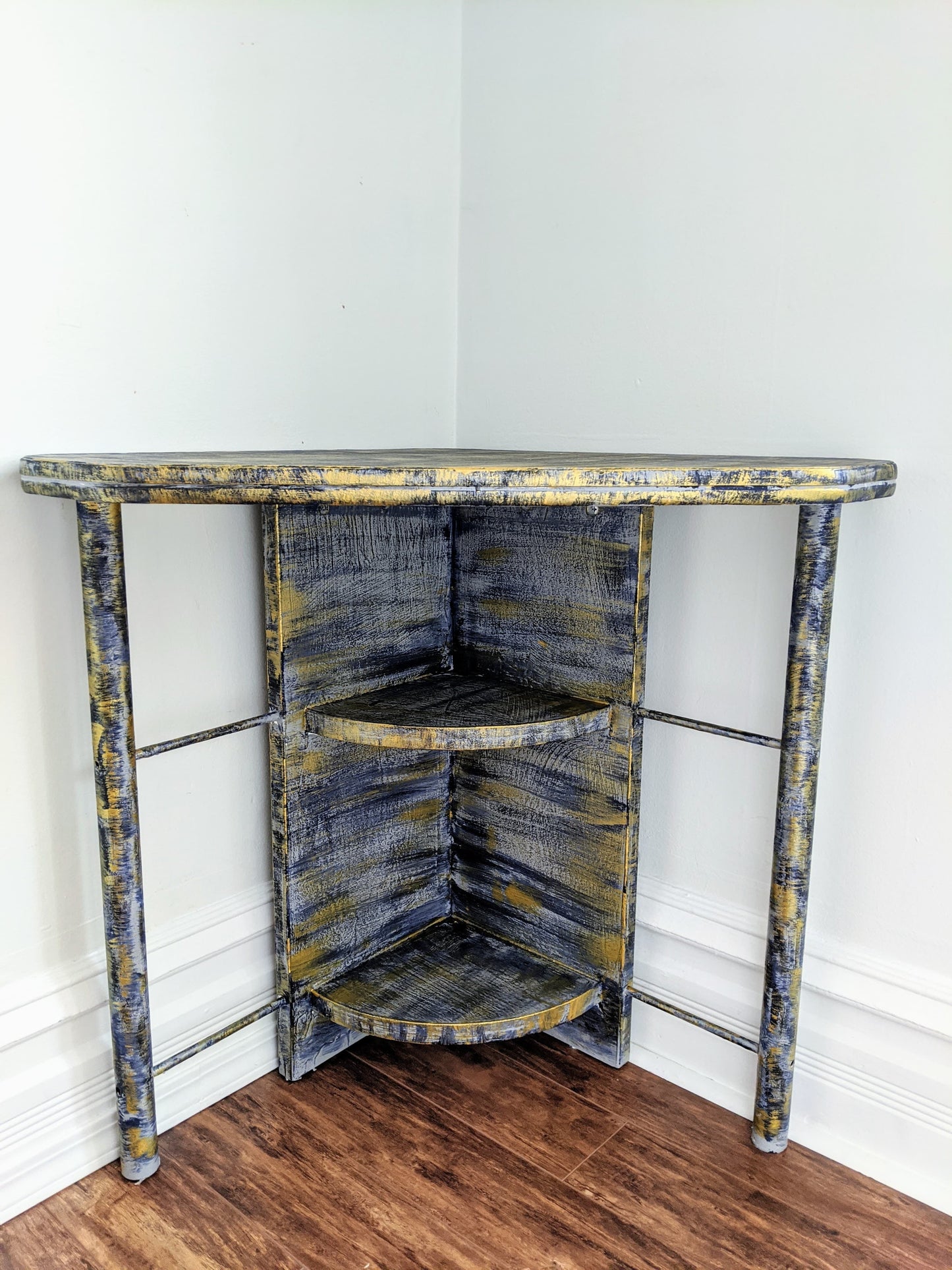 The Royal Star Corner Desk