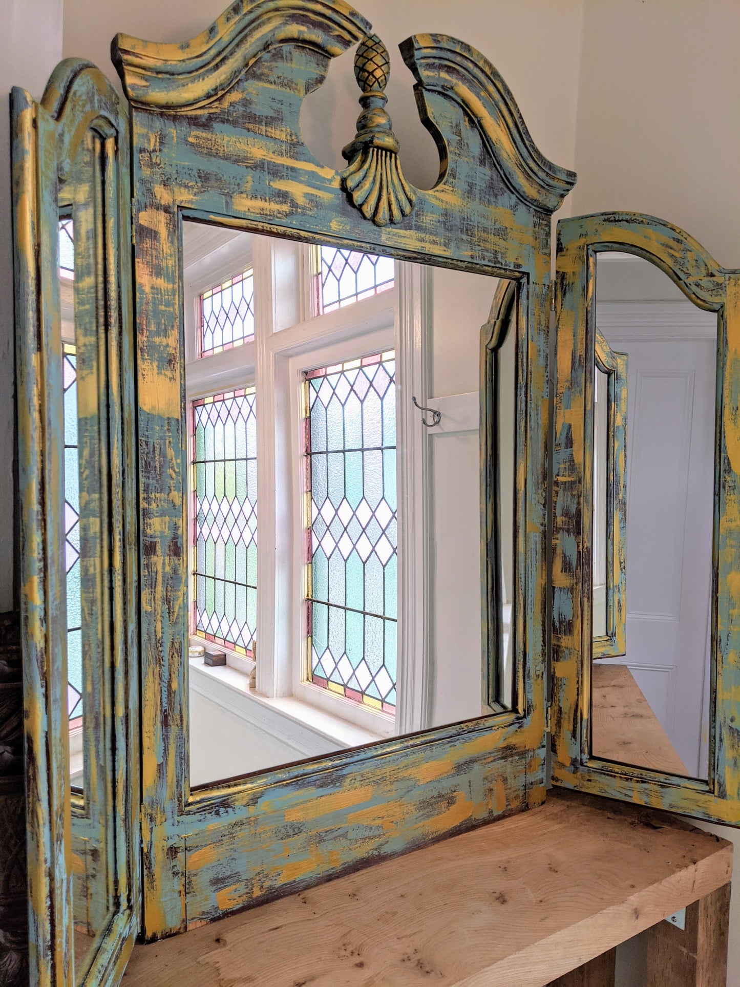 This Is A Royal Mirror ll