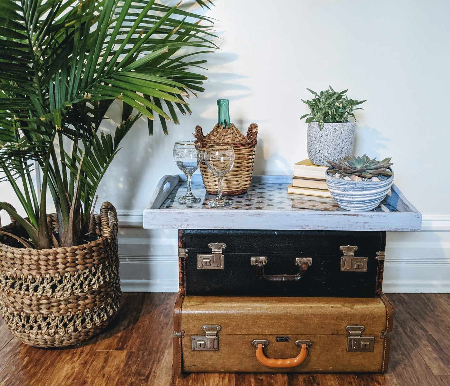 The Sombrio Beach Tray