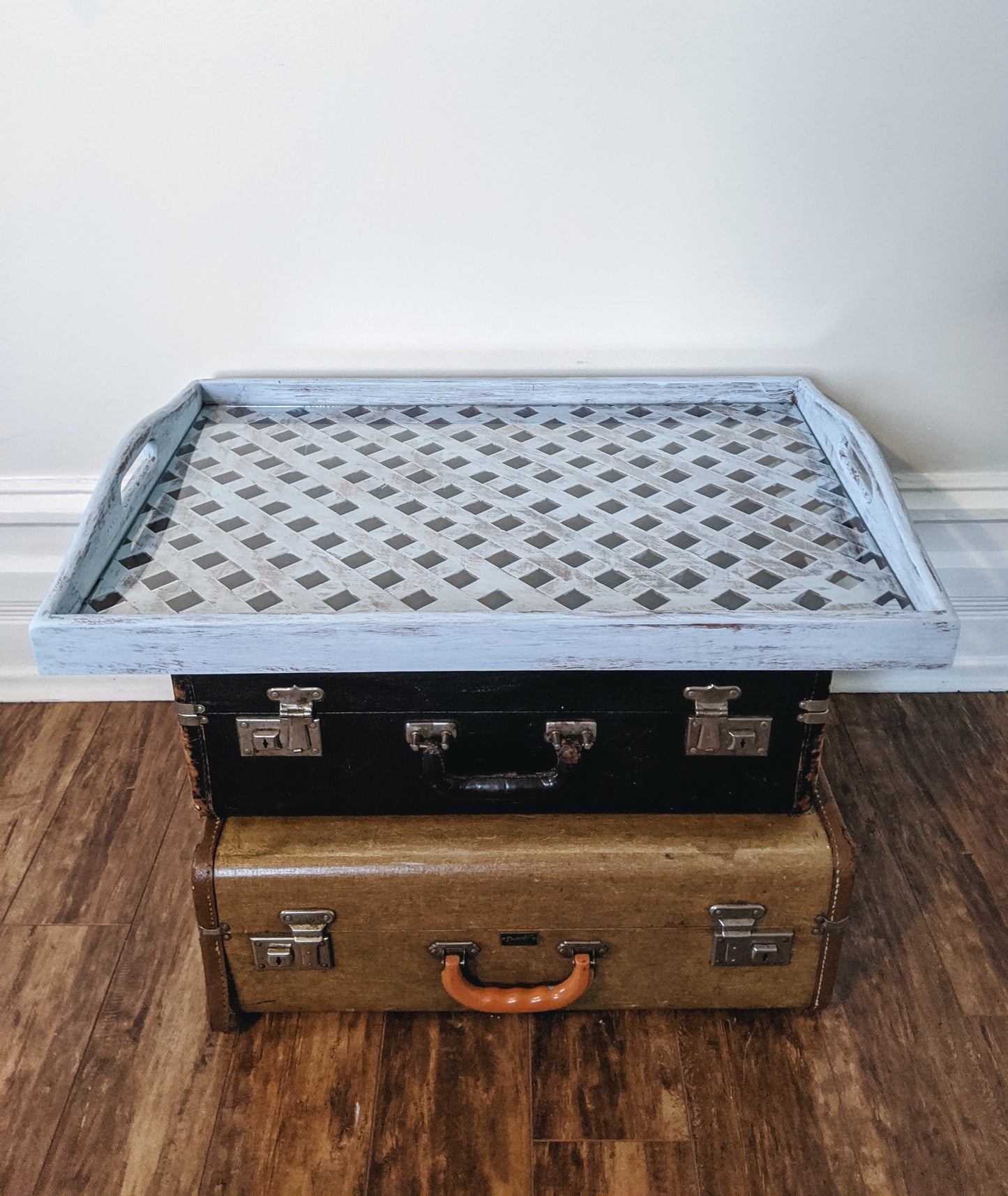 The Sombrio Beach Tray