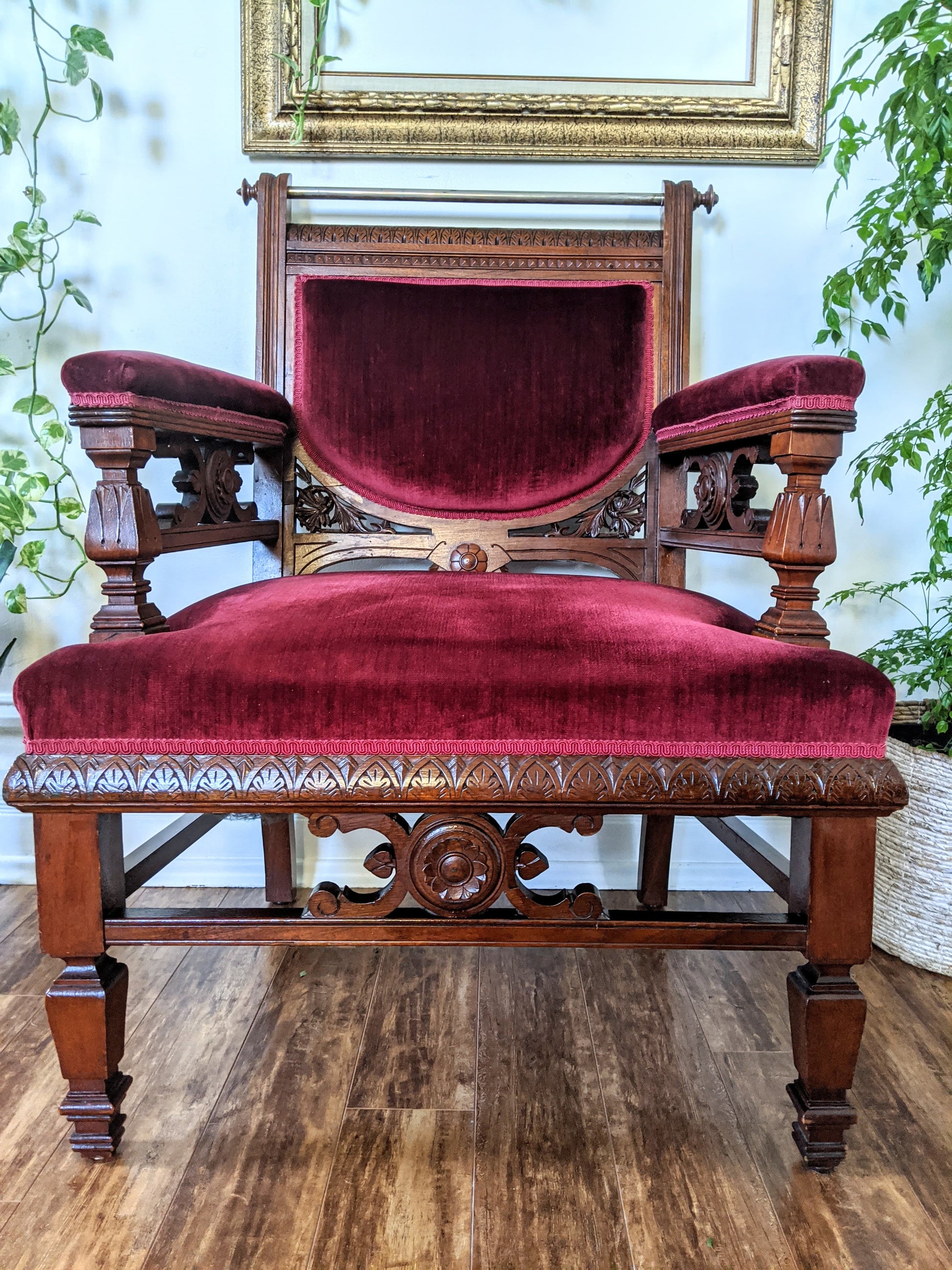 Ruby Red Velvet Solid Wood Vintage Royal Throne Chair Victoria BC Canada Second Hand Thrift Used