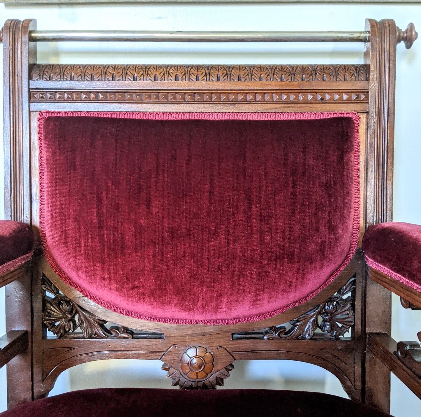 Ruby Red Velvet Solid Wood Vintage Royal Throne Chair Victoria BC Canada Second Hand Thrift Used