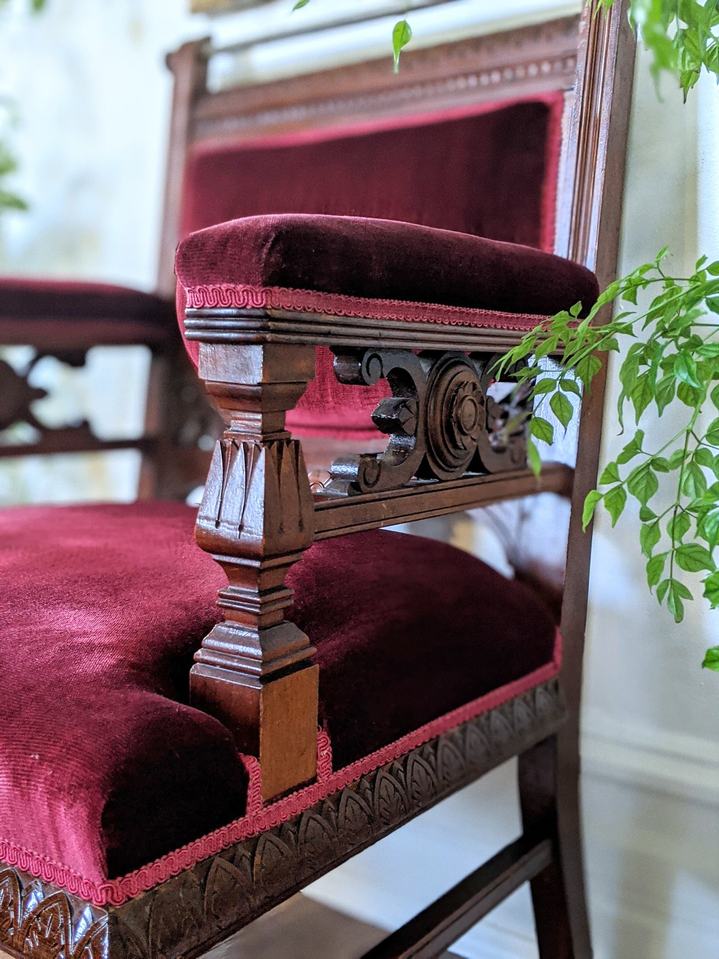 Ruby Red Velvet Solid Wood Vintage Royal Throne Chair Victoria BC Canada Second Hand Thrift Used