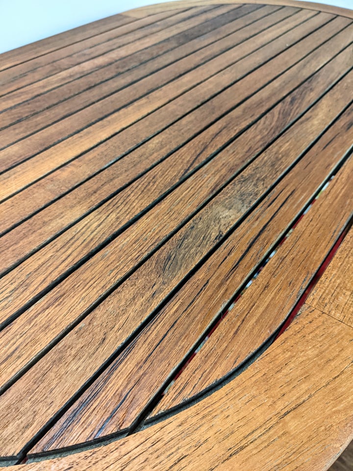 The Vacationer Table