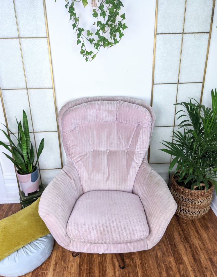 midcentury modern egg chair 60's upholstered salmon pink swivel chair retro vintage funky