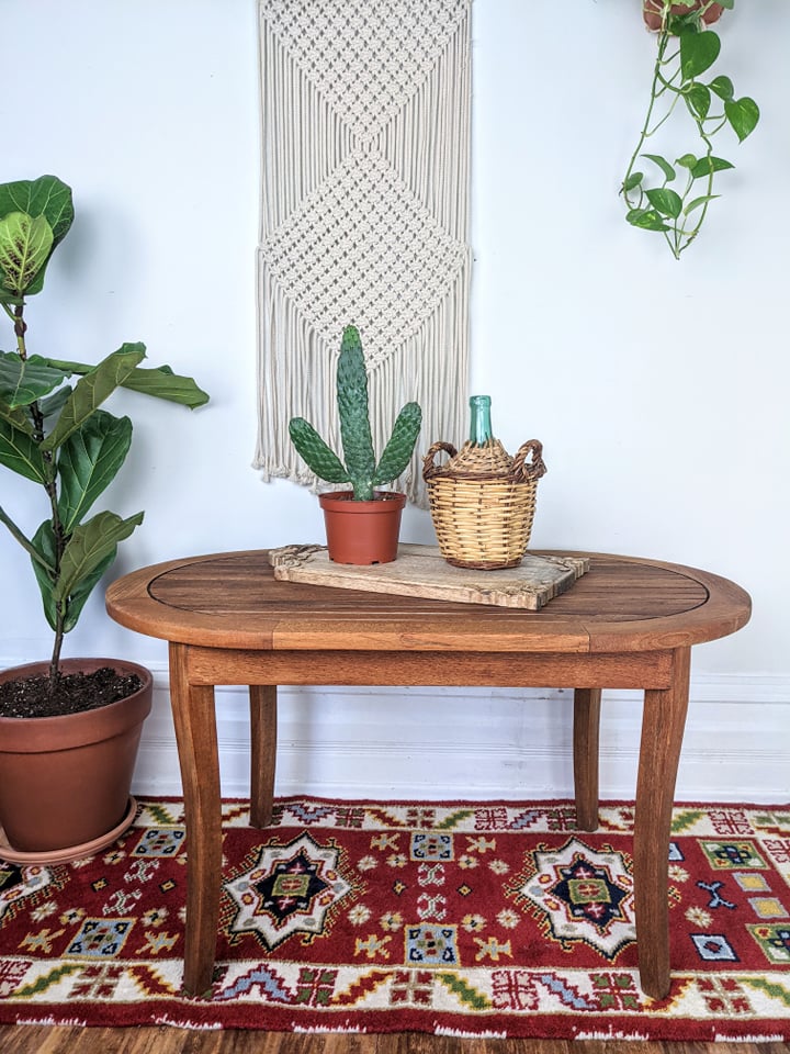 The Vacationer Table