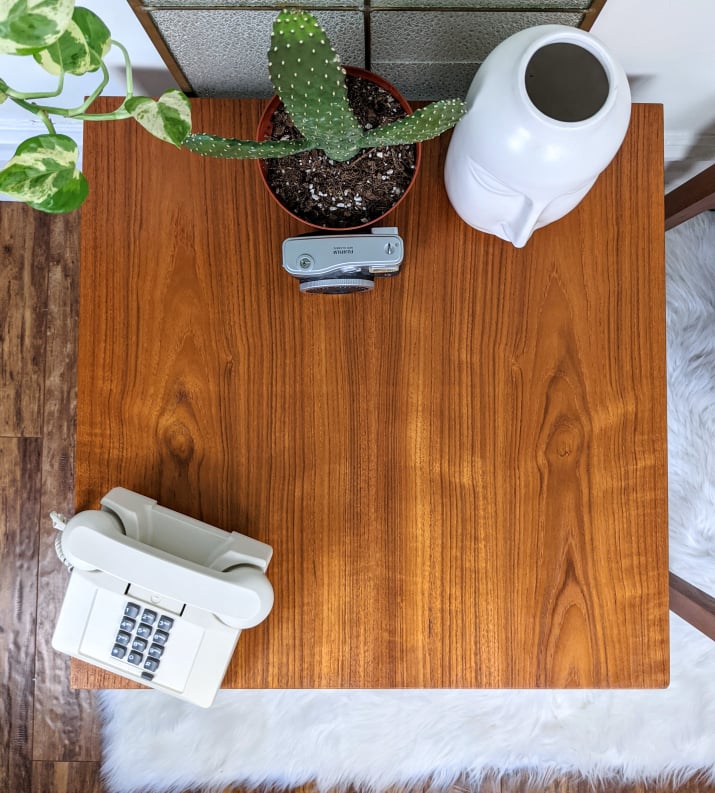 Yes these are actually teakwood tables!
