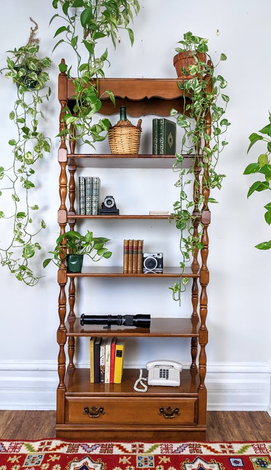 The Emilio Etagere
