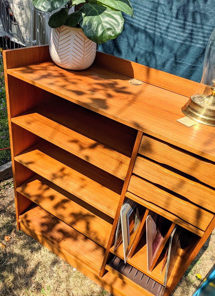 The Teak Coltrane Cubby