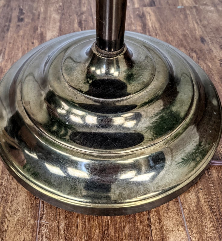 The Emerald Lantern Table