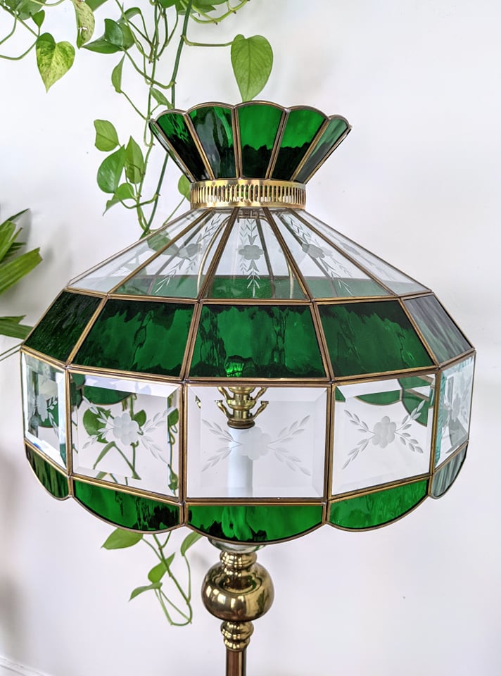 The Emerald Lantern Table