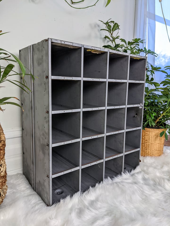 The Cargo Hold Postman Shelf