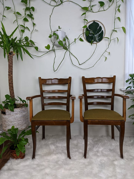 The Bucharest Chairs