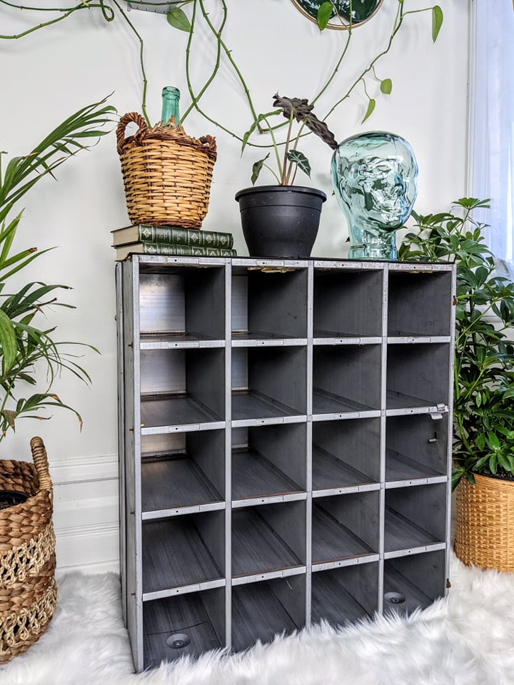 The Cargo Hold Postman Shelf