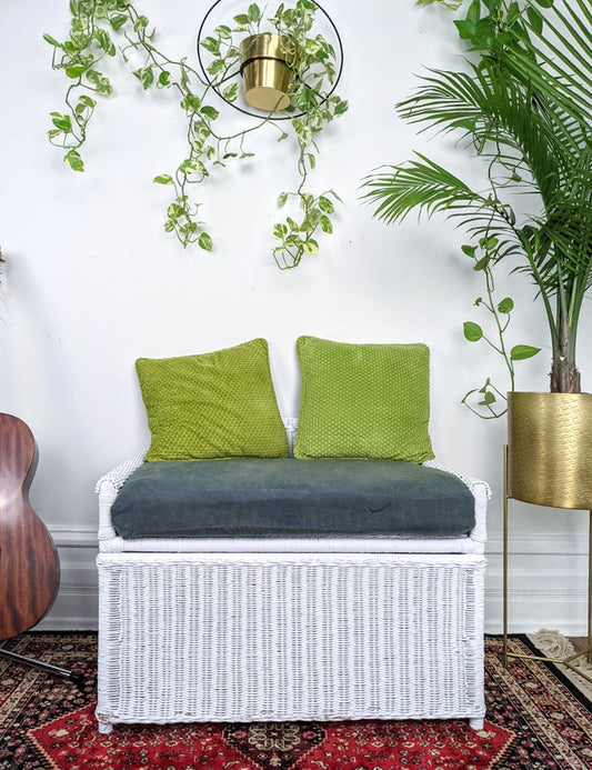 The White Wicker Bench Chest